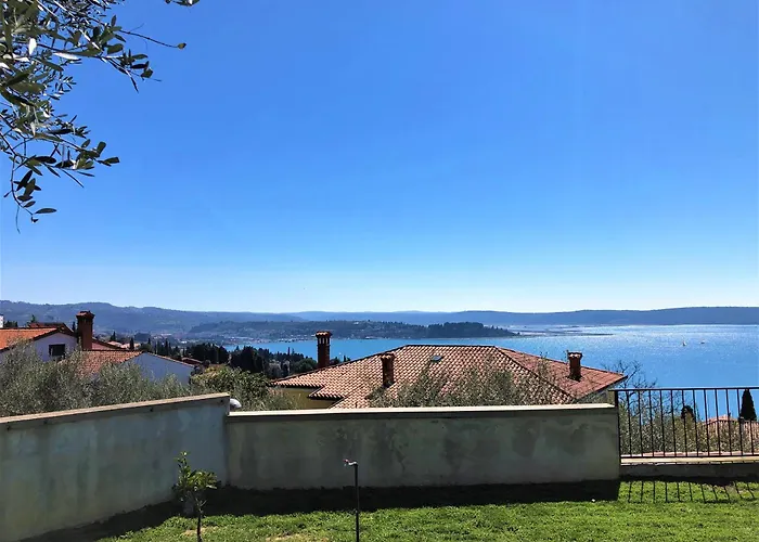 Beautiful Street - Sea View