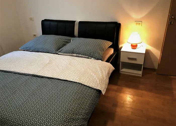 Beautiful Street - Sea View